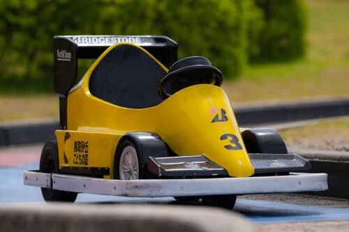 f1-001